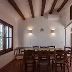 Lets Holidays Big House With Bbq And Dining Outside Holiday home
