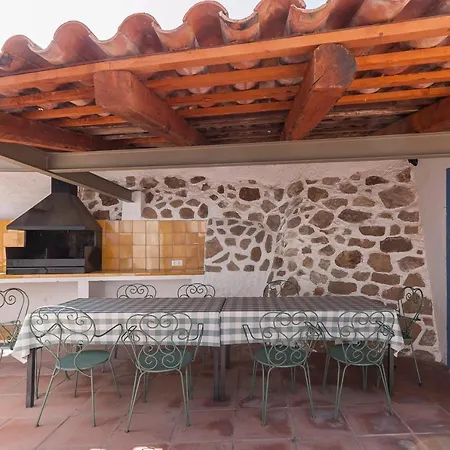 Сasa de vacaciones Let's Holidays 7 Xemeneies House *