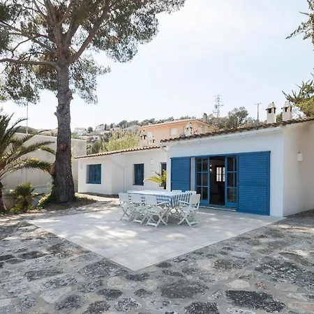 Let's Holidays 7 Xemeneies House *