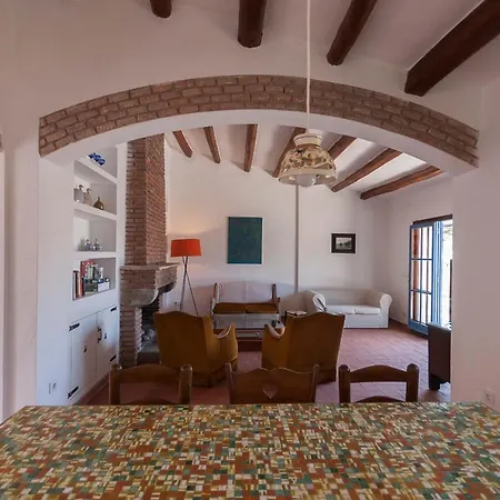 Let's Holidays 7 Xemeneies House * Tossa de Mar