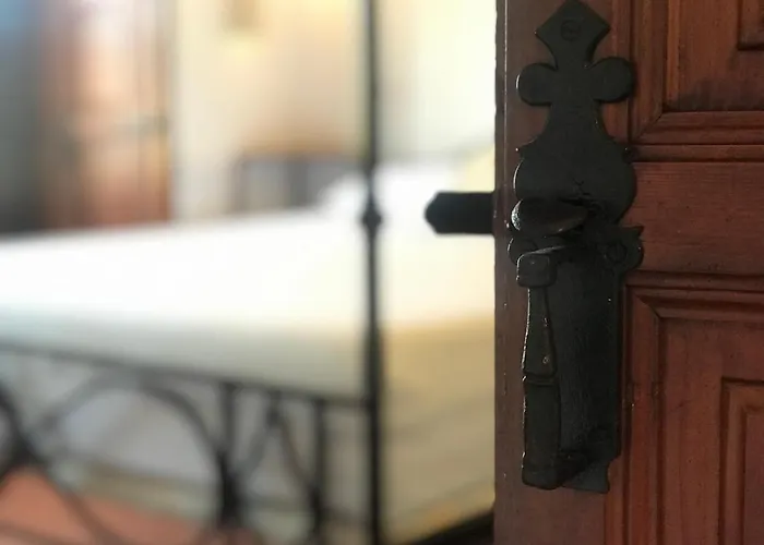 Сasa de vacaciones Lets Holidays Big House With Bbq And Dining Outside *