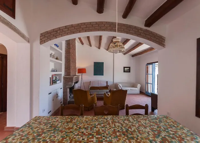 Lets Holidays Big House With Bbq And Dining Outside * Tossa de Mar